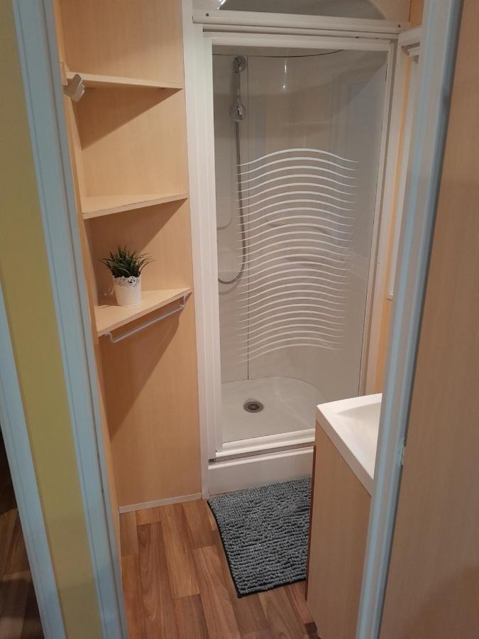 Location Mobil-Home Le Parc Des Roches Saint-Chéron Exteriér fotografie